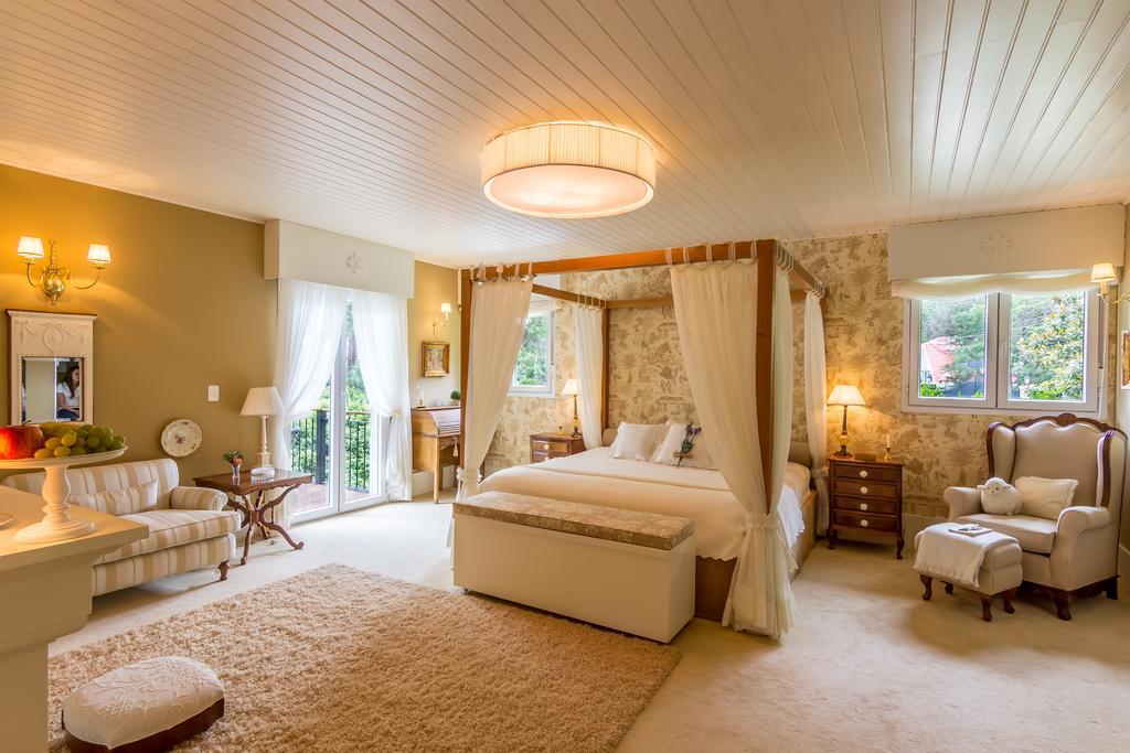 Casa Regaleira Hotel Boutique Campos do Jordao Room photo